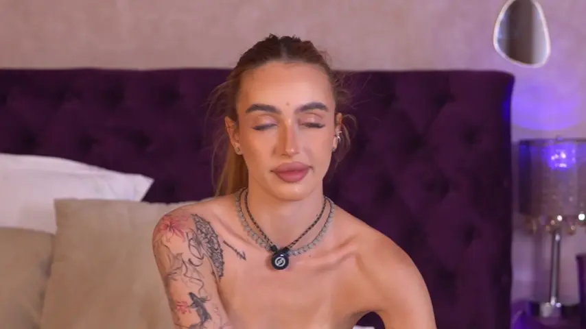 MarissaFox Porn Model Profile Image
